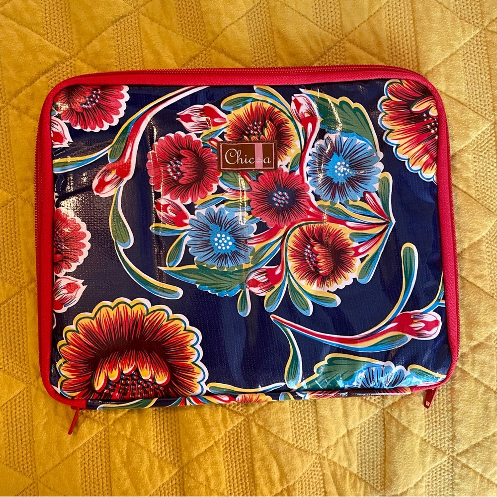 Chic-a Double Pointed Knitting Needle Case FINLANDIA  Print